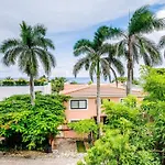 Hacienda-Style Villa With Private Pool Steps To Beach