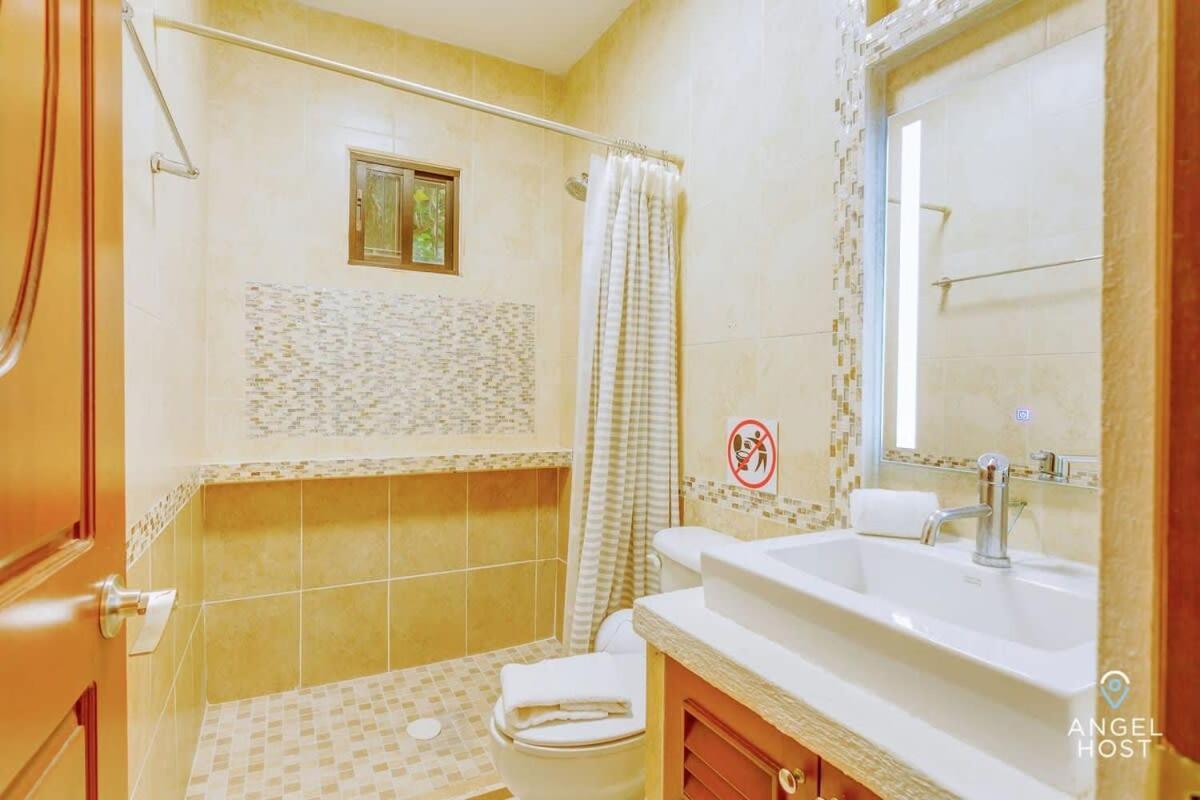 Villa Hacienda-style With Private Pool Steps To Playa del Carmen